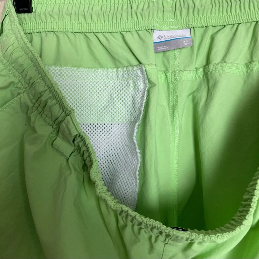 Columbia PFG Fishing Elastic‎ Waist Green Shorts Mens Size XL